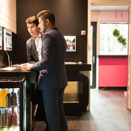 Qbic Amsterdam Wtc Hotel Екстериор снимка
