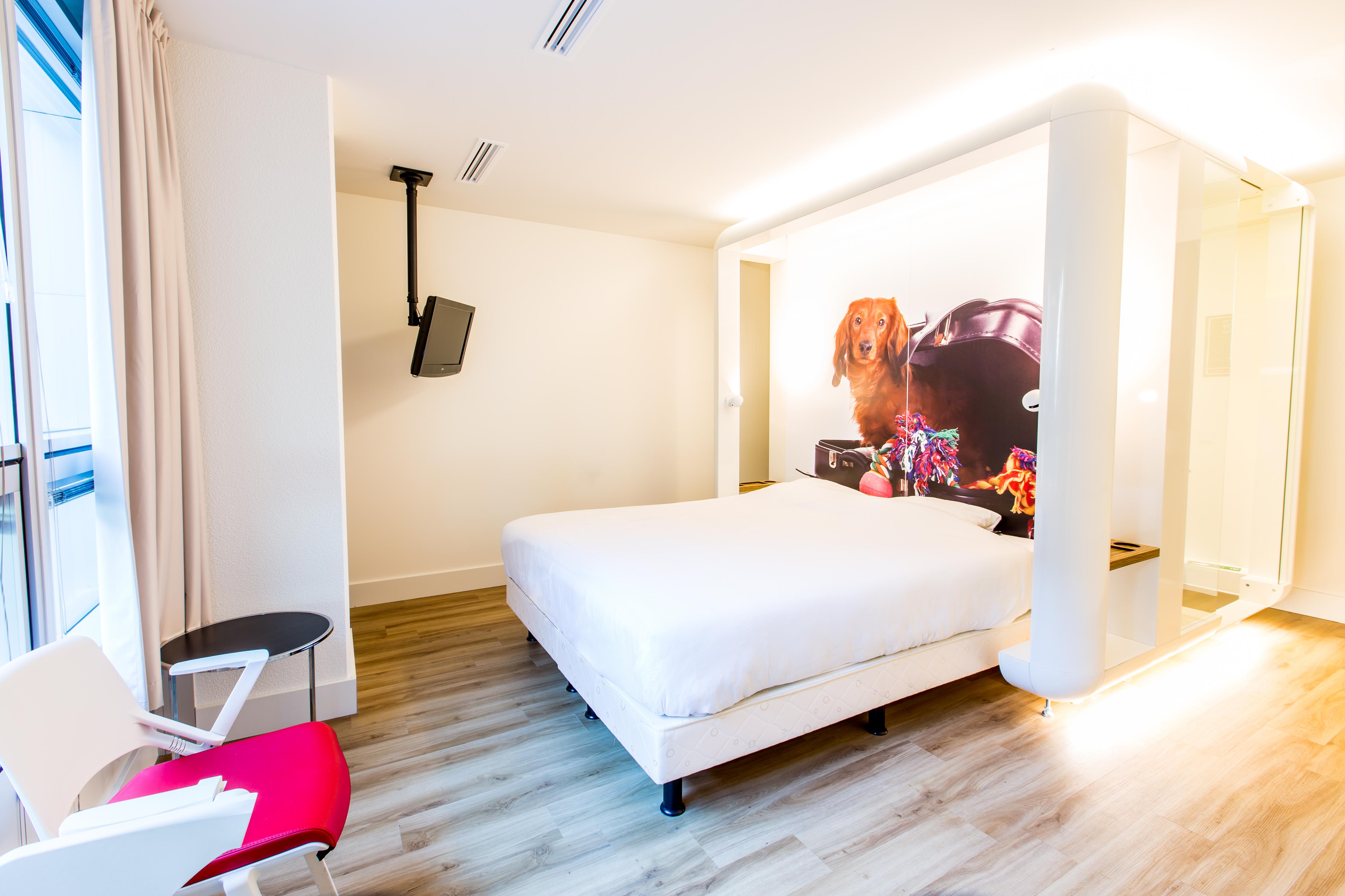 Qbic Amsterdam Wtc Hotel Екстериор снимка
