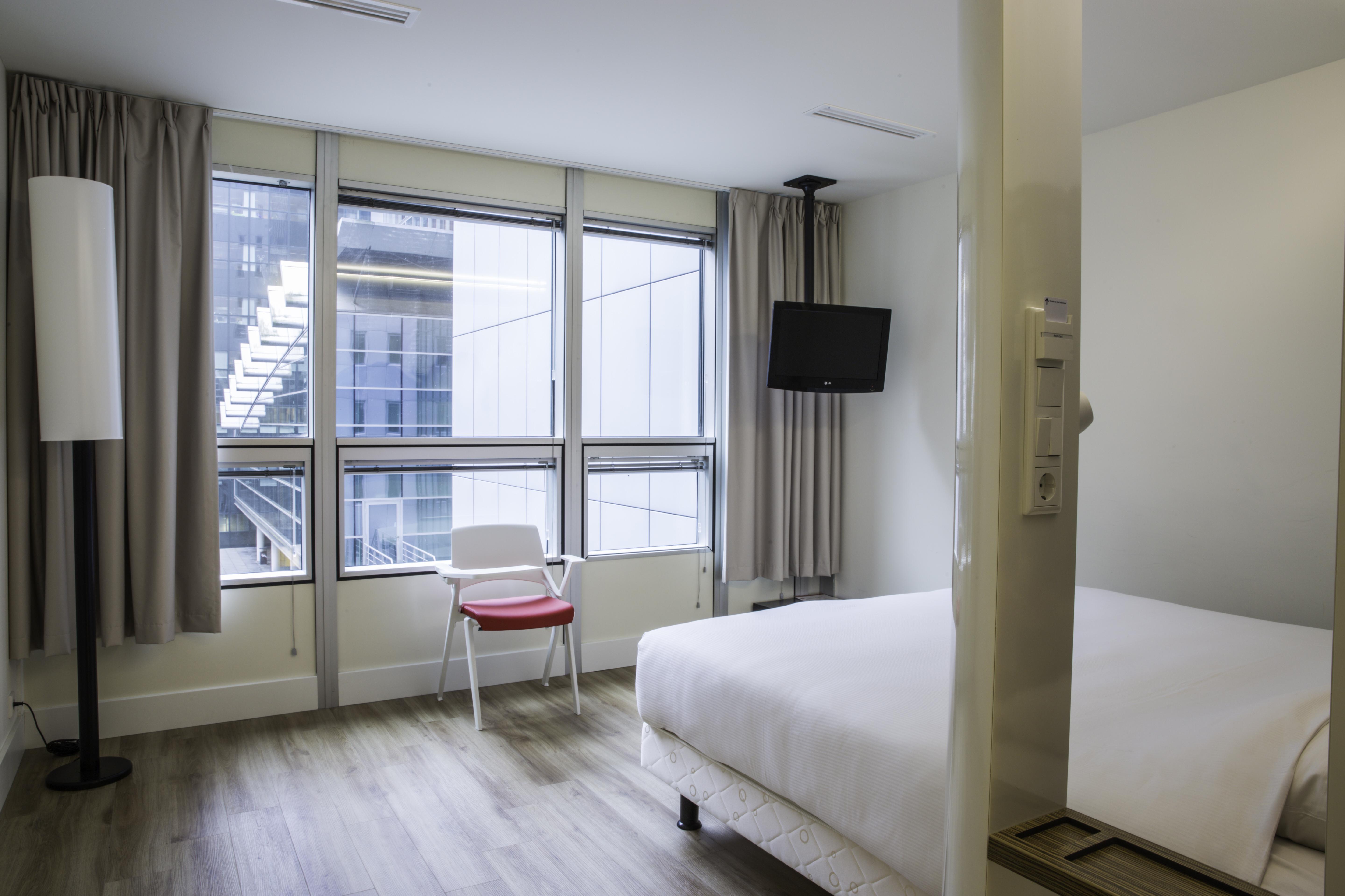 Qbic Amsterdam Wtc Hotel Екстериор снимка