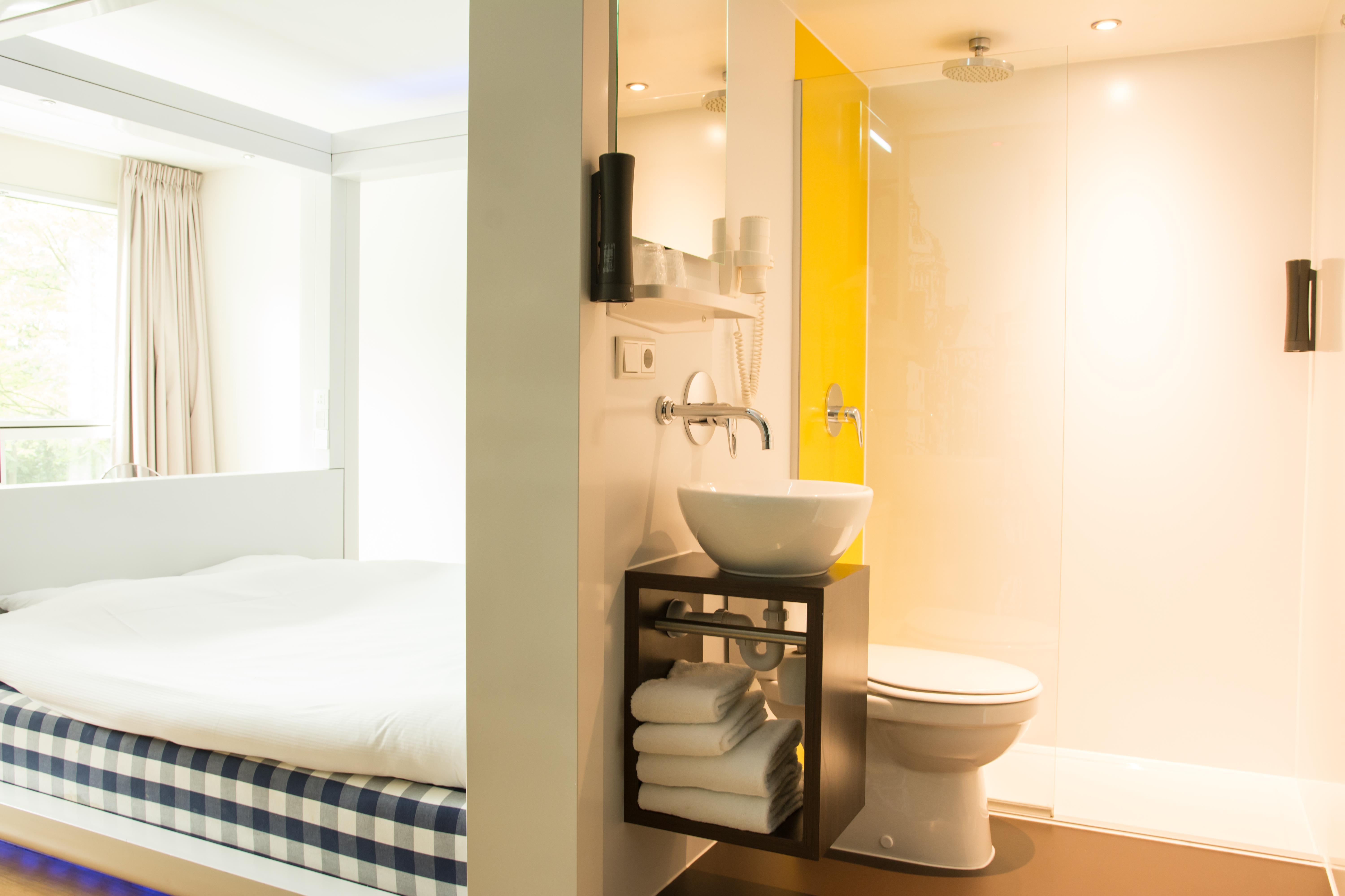 Qbic Amsterdam Wtc Hotel Екстериор снимка