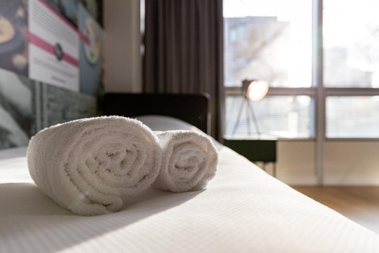 Qbic Amsterdam Wtc Hotel Екстериор снимка